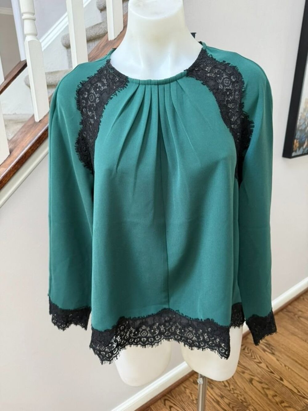 Tuckernuck Women’s Juniper Green Black Scalloped Lace Vail Blouse Medium